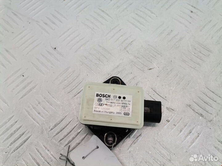 Датчик ускорения Audi A5 8T 2008 8K0907637A