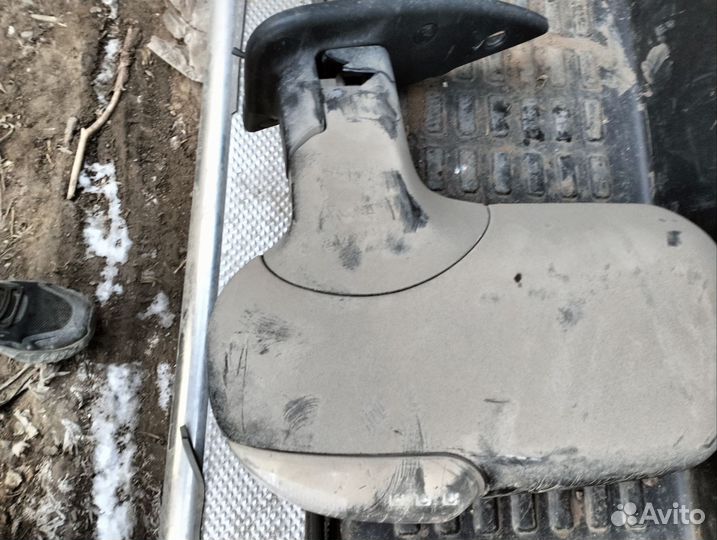 Зеркало на газель