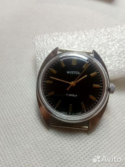 Часы СССР наручные Восток 17 камней оригинал