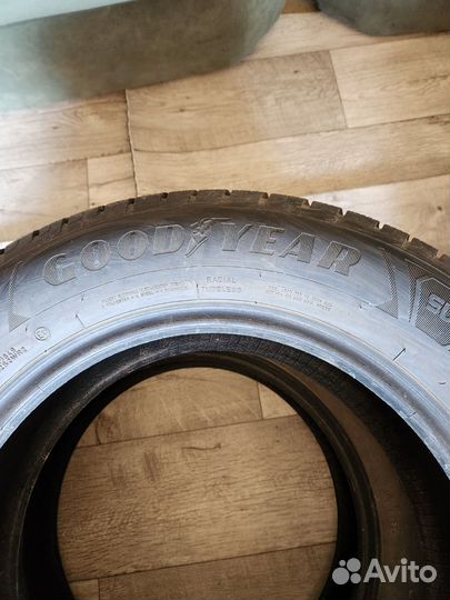 Goodyear UltraGrip Ice 225/65 R17 102