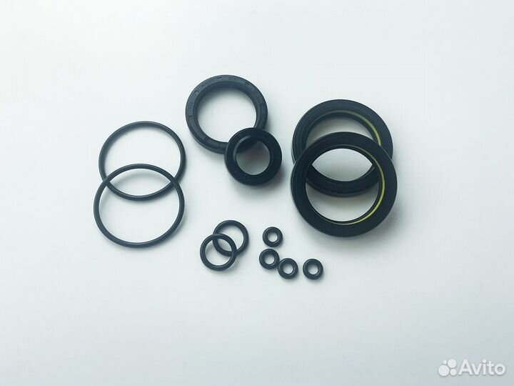 Ремкомплект рулевой рейки гур Land Cruiser J200