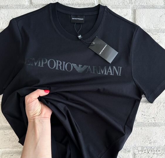 Футболка Emporio Armani