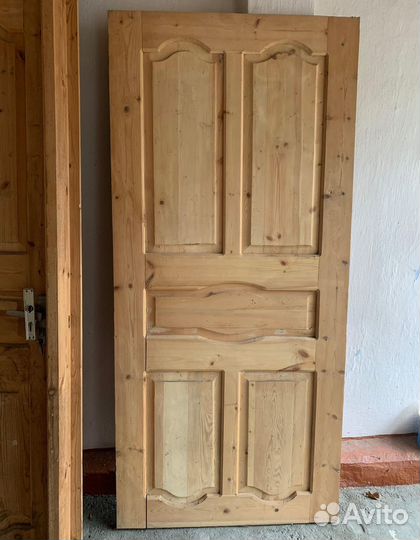 Деревянные двери