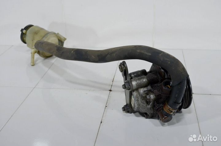 Насос гур Toyota Highlander 2 2000-2007