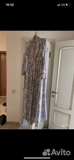 Вещи на покрытых пакетом