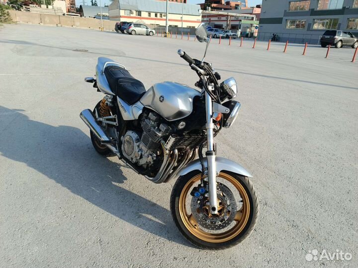 Yamaha xjr1300