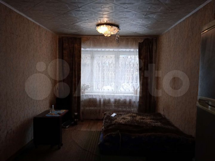 Комната 17 м² в 1-к., 1/4 эт.