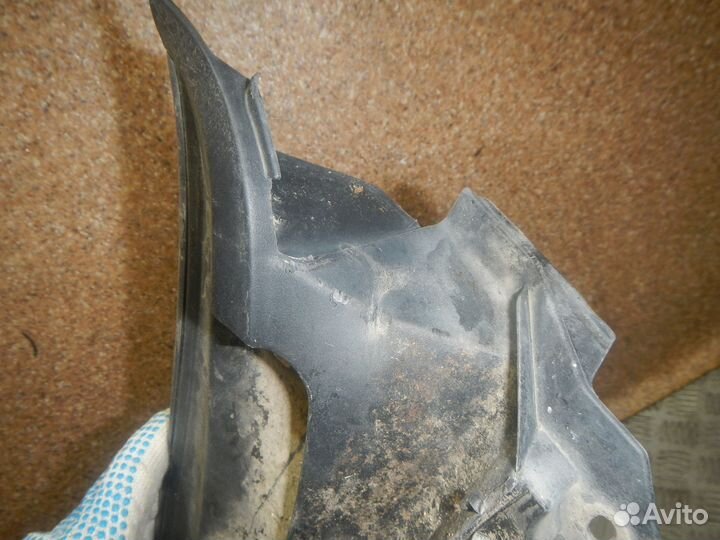 Решетка стеклоочистителя (планка под лобовое стекло/жабо), Toyota -corolla 120 (01-06)