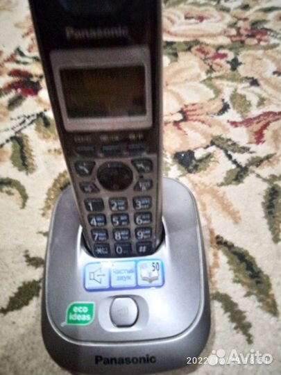 Цифровой беспроводной телефон Panasonic