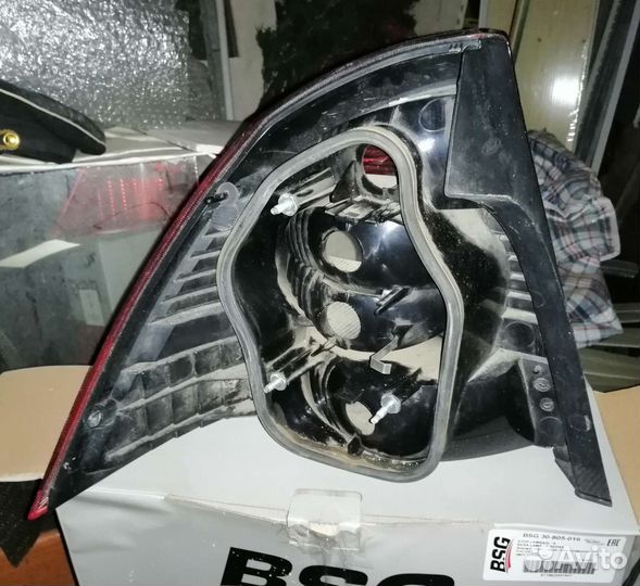 Задний фонарь на ford focus 2 седан