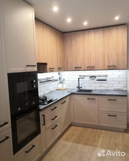 Кухонный гарнитур угловой