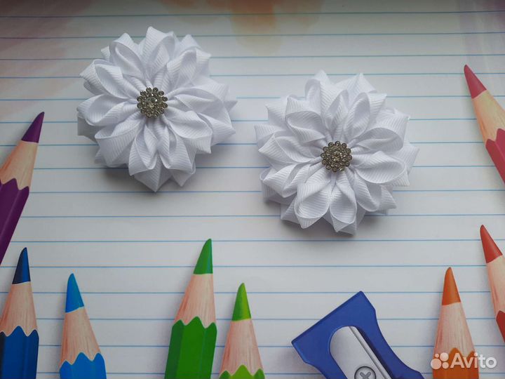 Белые банты для волос