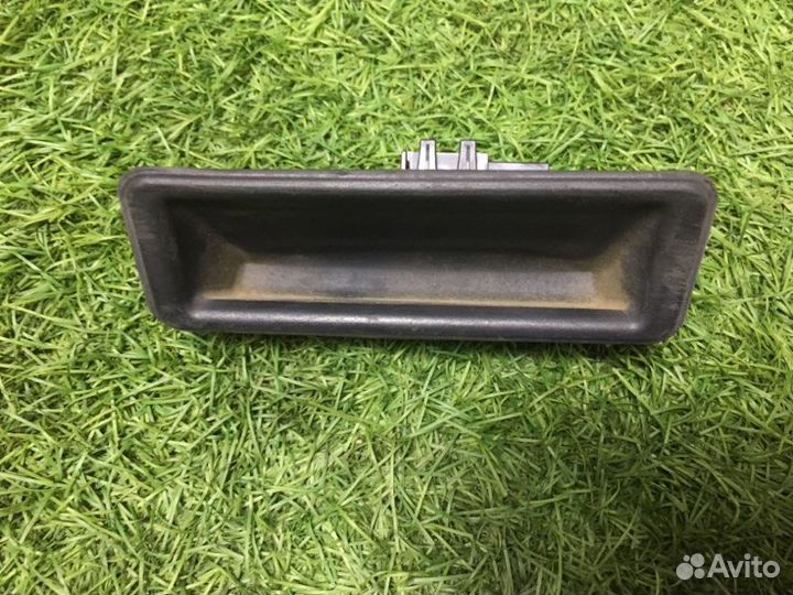 Кнопка открывания багажника наружная Bmw 5 E60/E61