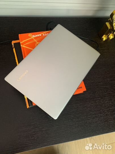 Ноутбук lenovo