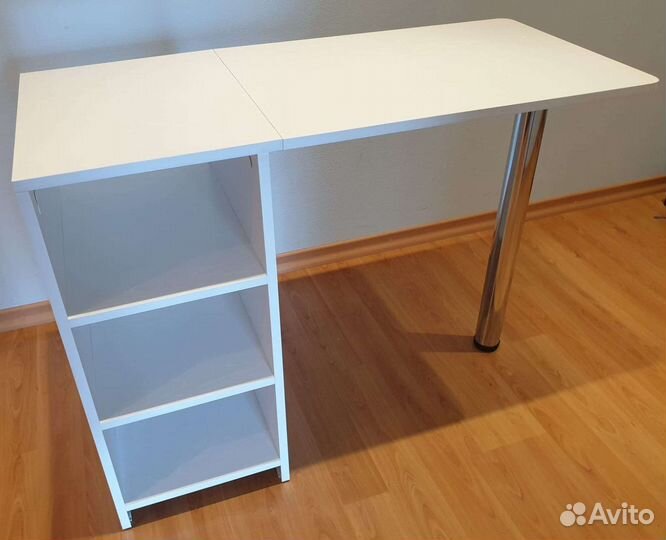 Маникюрный стол складной бу