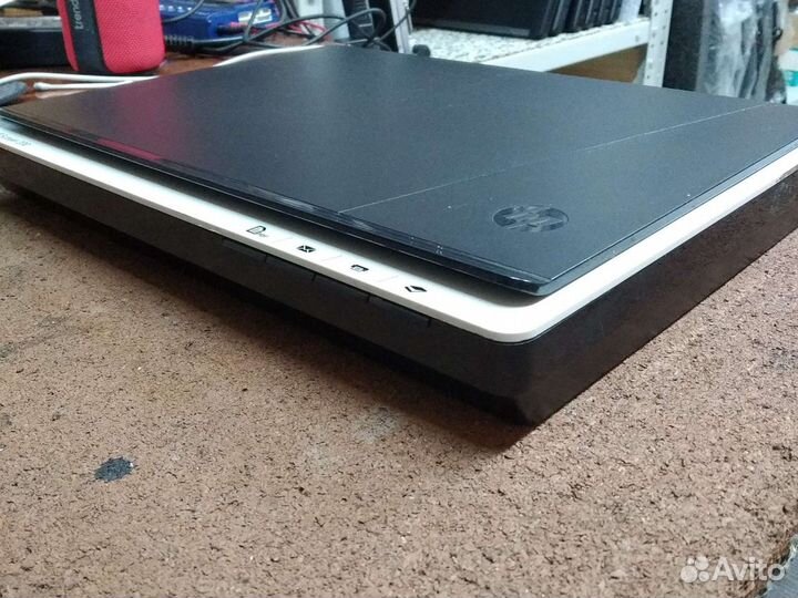 Сканер HP Scanjet 200