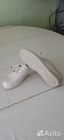Туфли женские 39 размер новые