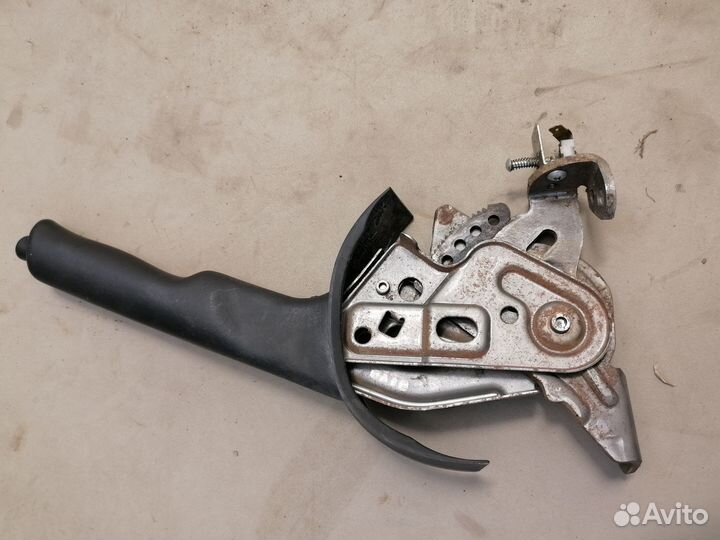 Рычаг стояночного тормоза Nissan Almera 1998 N15