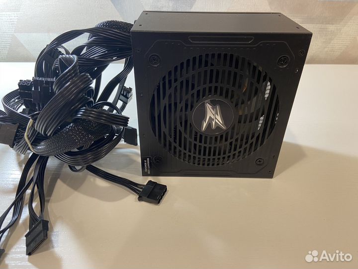 Zalman megamax 700W