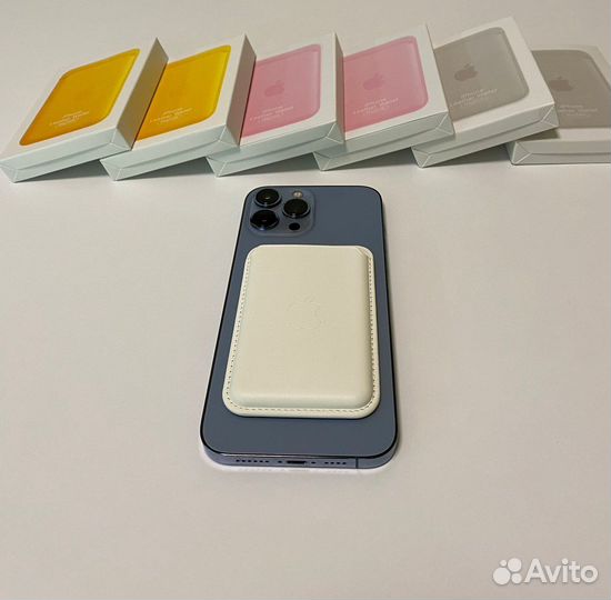 Apple MagSafe Leather Wallet