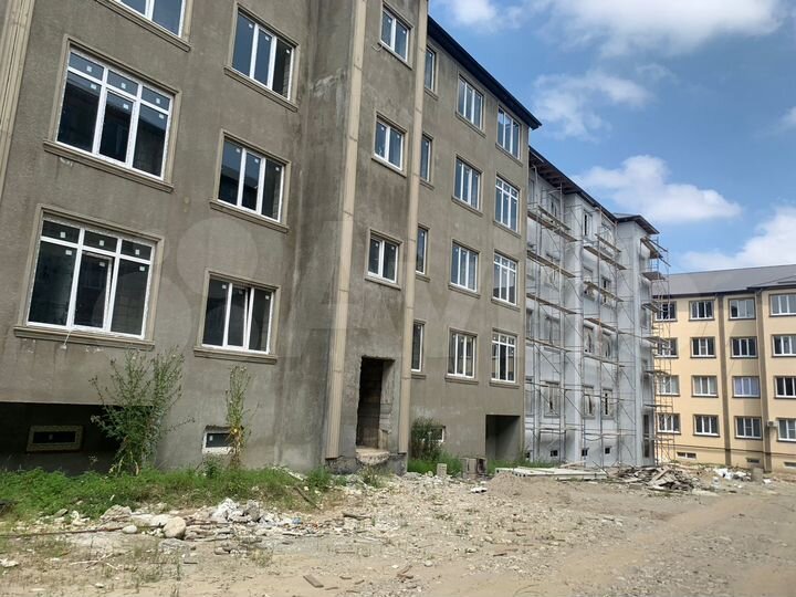 3-к. квартира, 87,3 м², 1/4 эт.