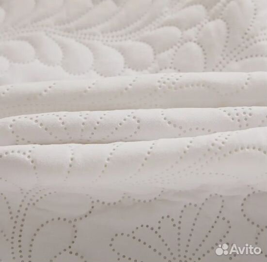 Наматрасник непромокаемый 160/140/180