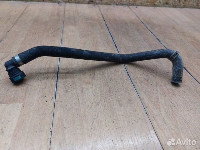 Патрубок системы охлаждения двигателя Ford Focus 3