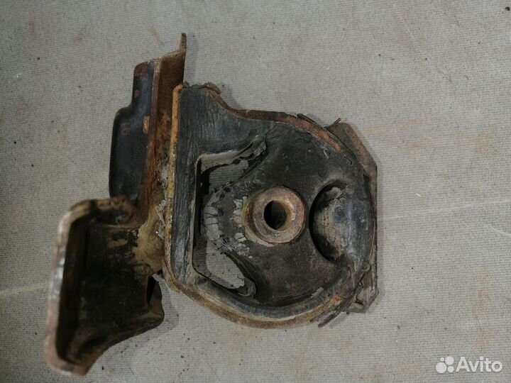 Опора двигателя для Honda Accord IV 1990-1993