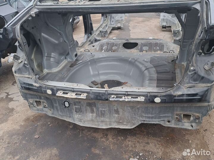 Панель задка задняя фартук Kia rio 3 седан