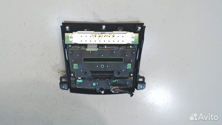 Панель управления магнитолой Mitsubishi Outlander