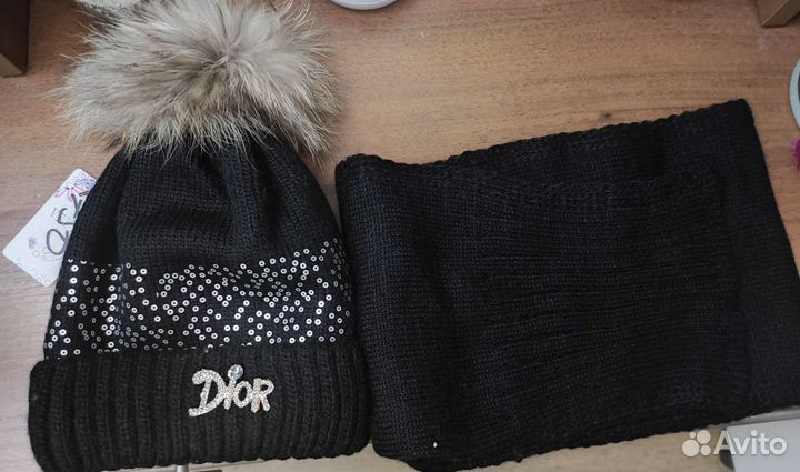 Комплект шапка и шарф для девочки