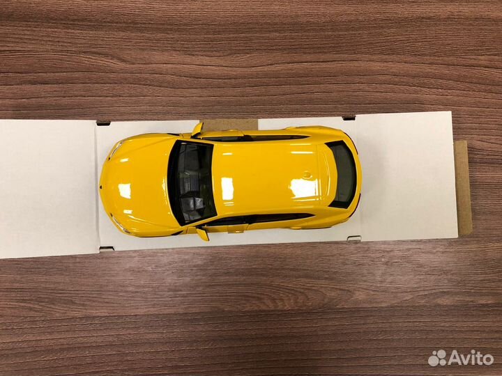 Maisto 1/24 - Lamborghini Urus Жёлтый