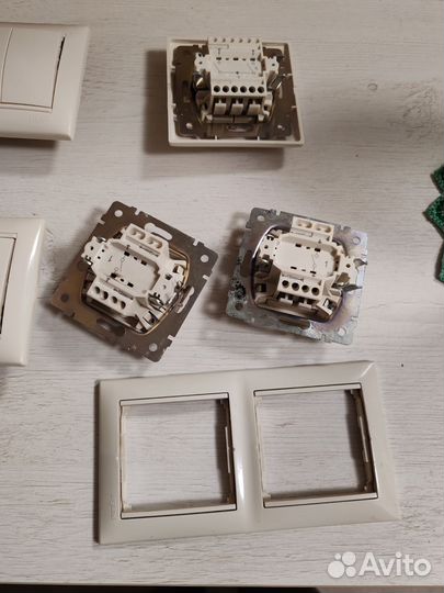 Выключатели Legrand