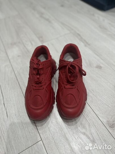 Кроссовки econika