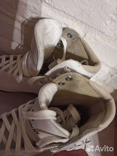 Коньки фигурные