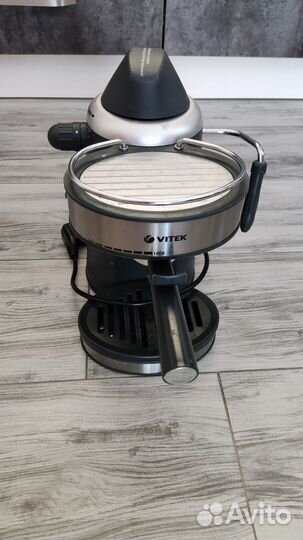 Кофеварка vitek VT 1524 рожковая