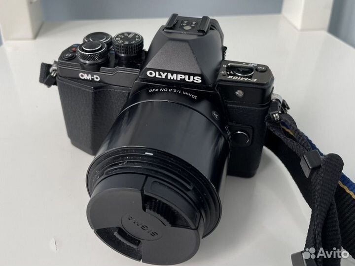 Olympus OM-D E-M10 Mark II body