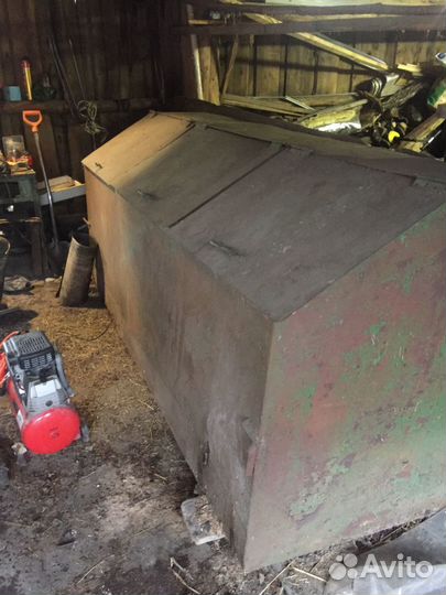 Металлическая емкость для зерна