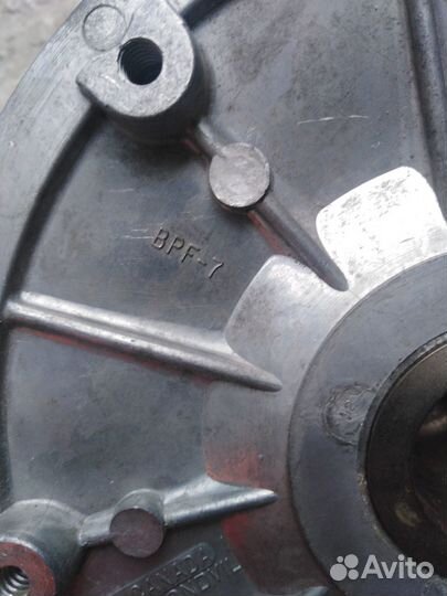 Щека ведущего вариатора BRPpоwerblok Lynx 5900