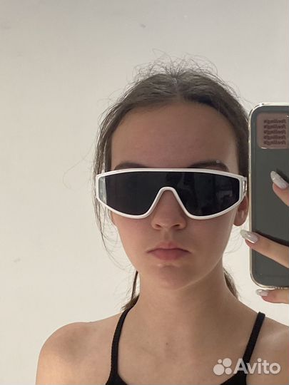 Солнцезащитные очки