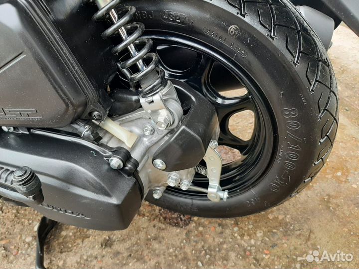 Скутер из Японии