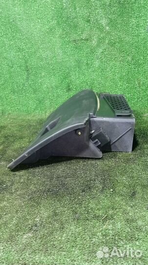 Бардачок BMW E39 (1995—2000)