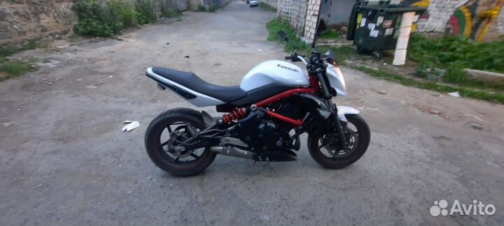 Мотоцикл Kawasaki er-4n