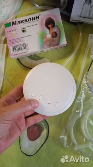 Молокоотсос, и комплект для вскармливания