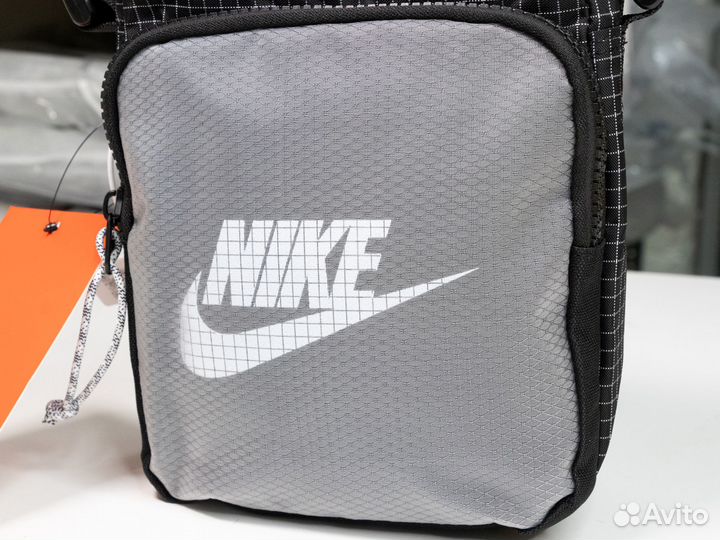Сумка через плечо Nike Heritage