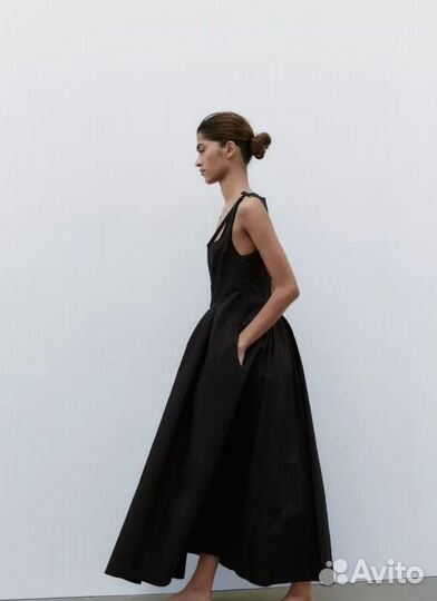 Платье Zara Лимитированная серия New 2025