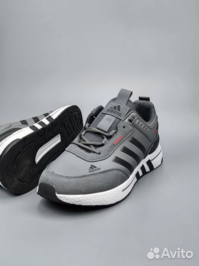 Кроссовки Адидас мужские 43 размер