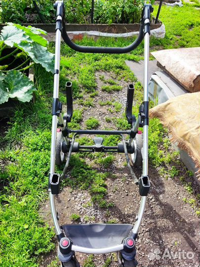 Коляска для двойни