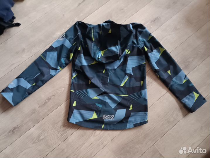 Куртка демисезонная для мальчика 152-158