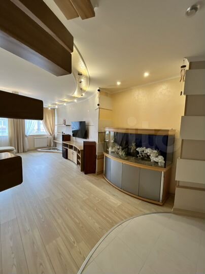3-к. квартира, 110 м², 3/3 эт.